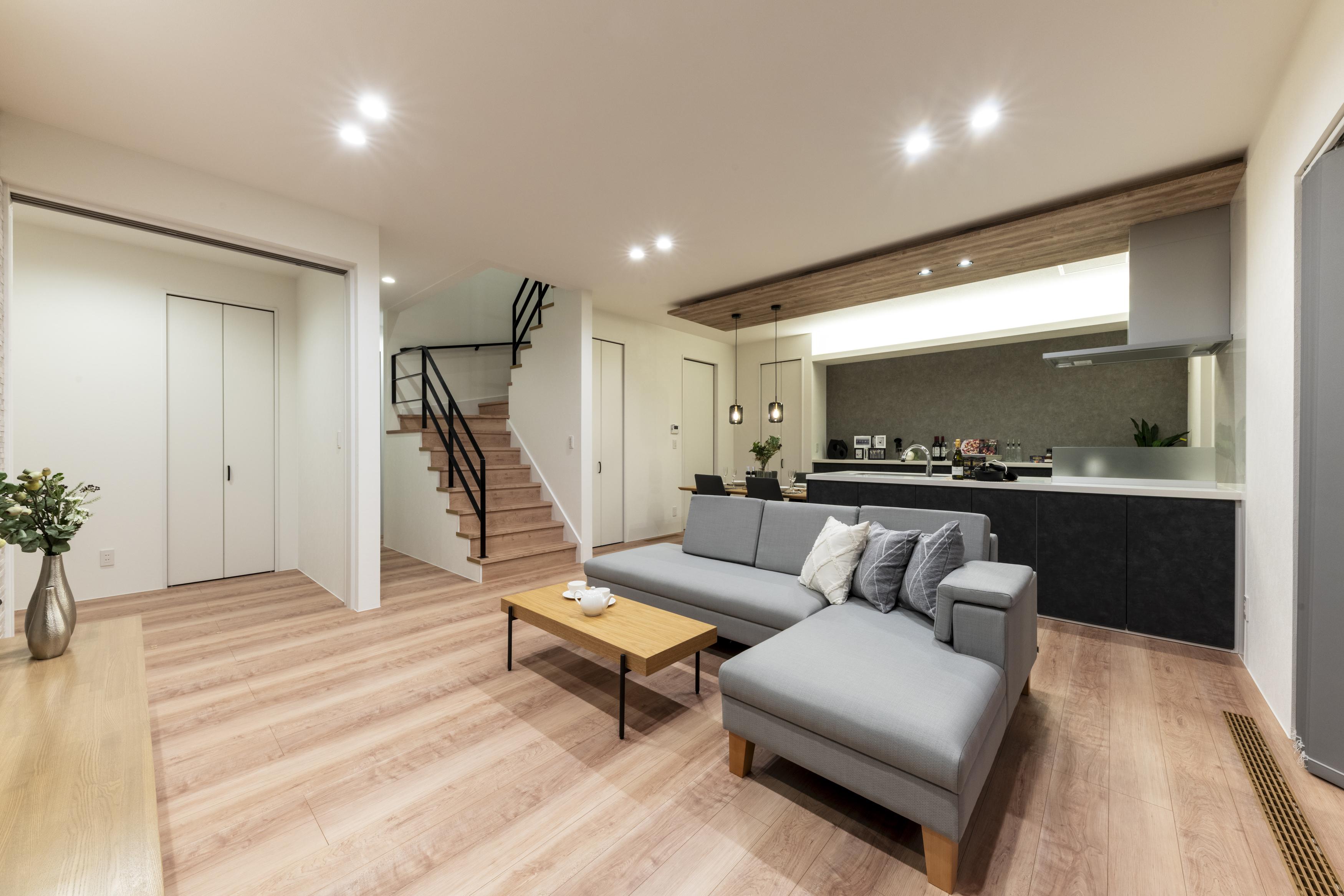 【モデルハウス見学会】スタイリッシュであたたかさを感じられる家<帯広市西6条南>